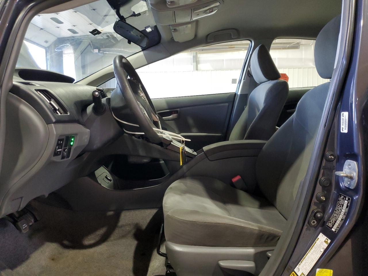 2011 TOYOTA PRIUS