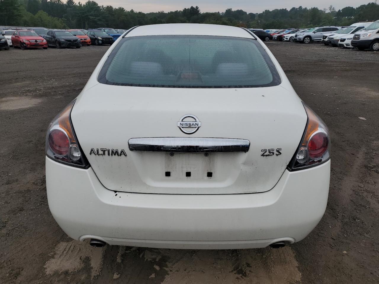2010 NISSAN ALTIMA