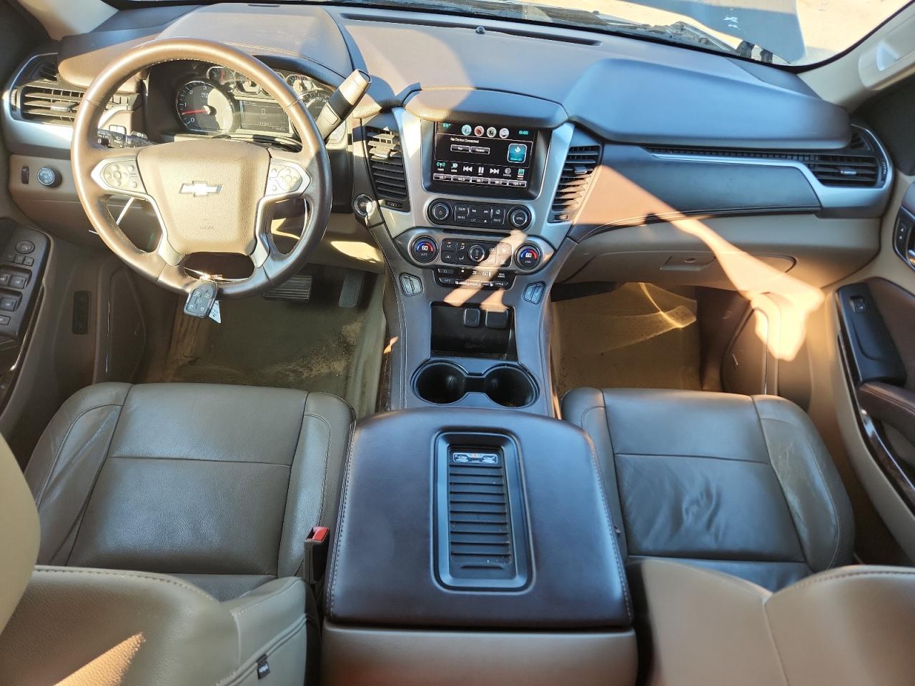 2016 CHEVROLET Suburban