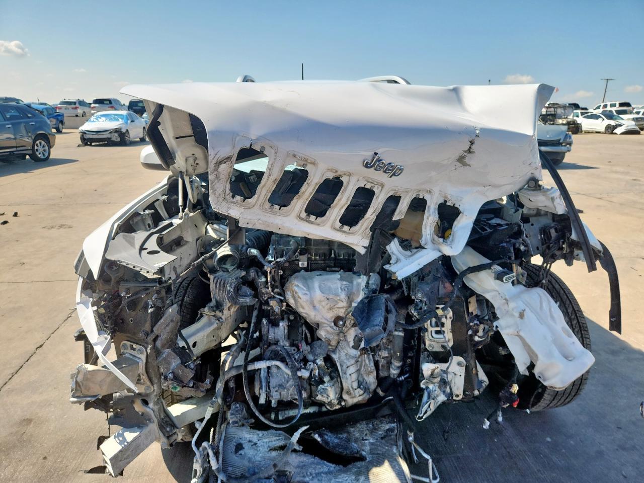 2019 JEEP CHEROKEE