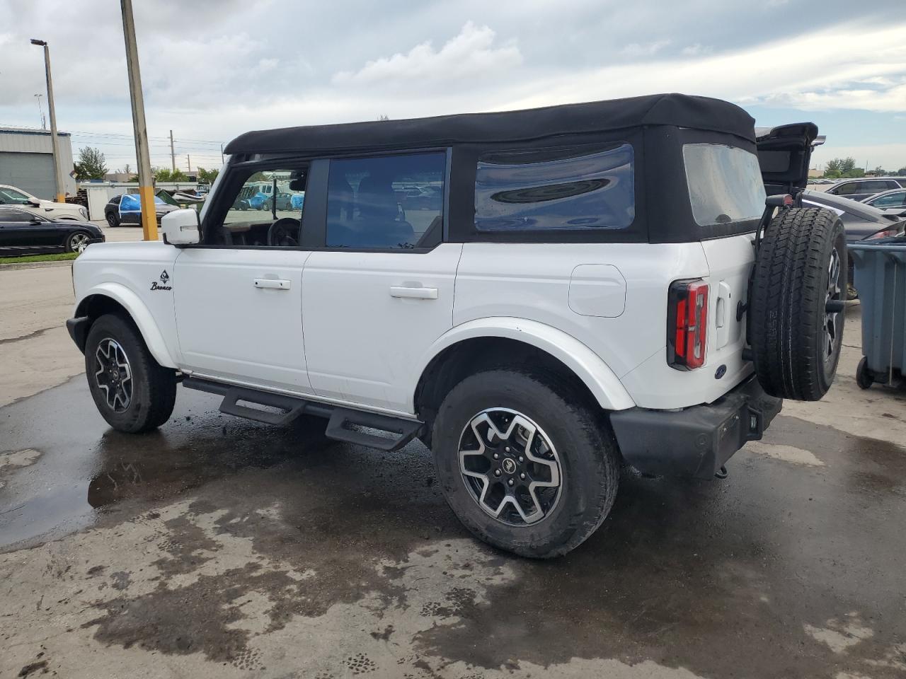 2024 FORD Bronco