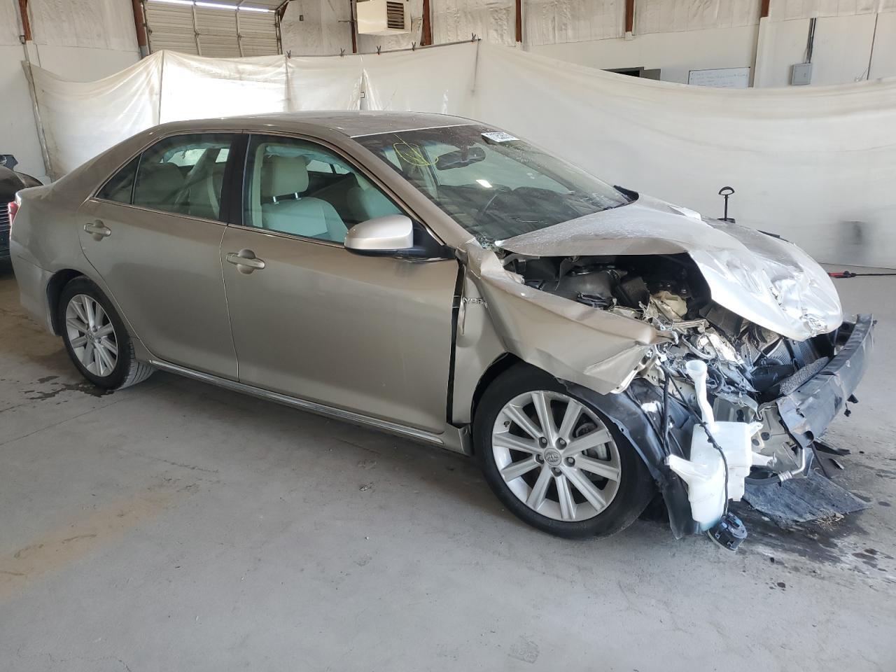 2013 TOYOTA CAMRY