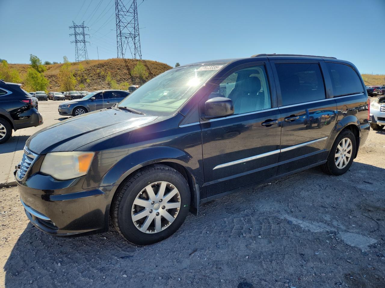 2013 CHRYSLER Town & Country