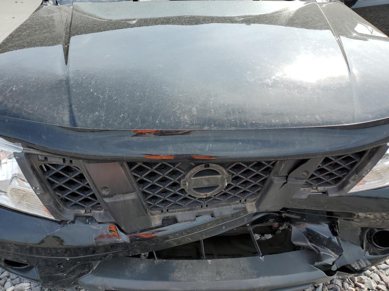 2012 NISSAN Frontier
