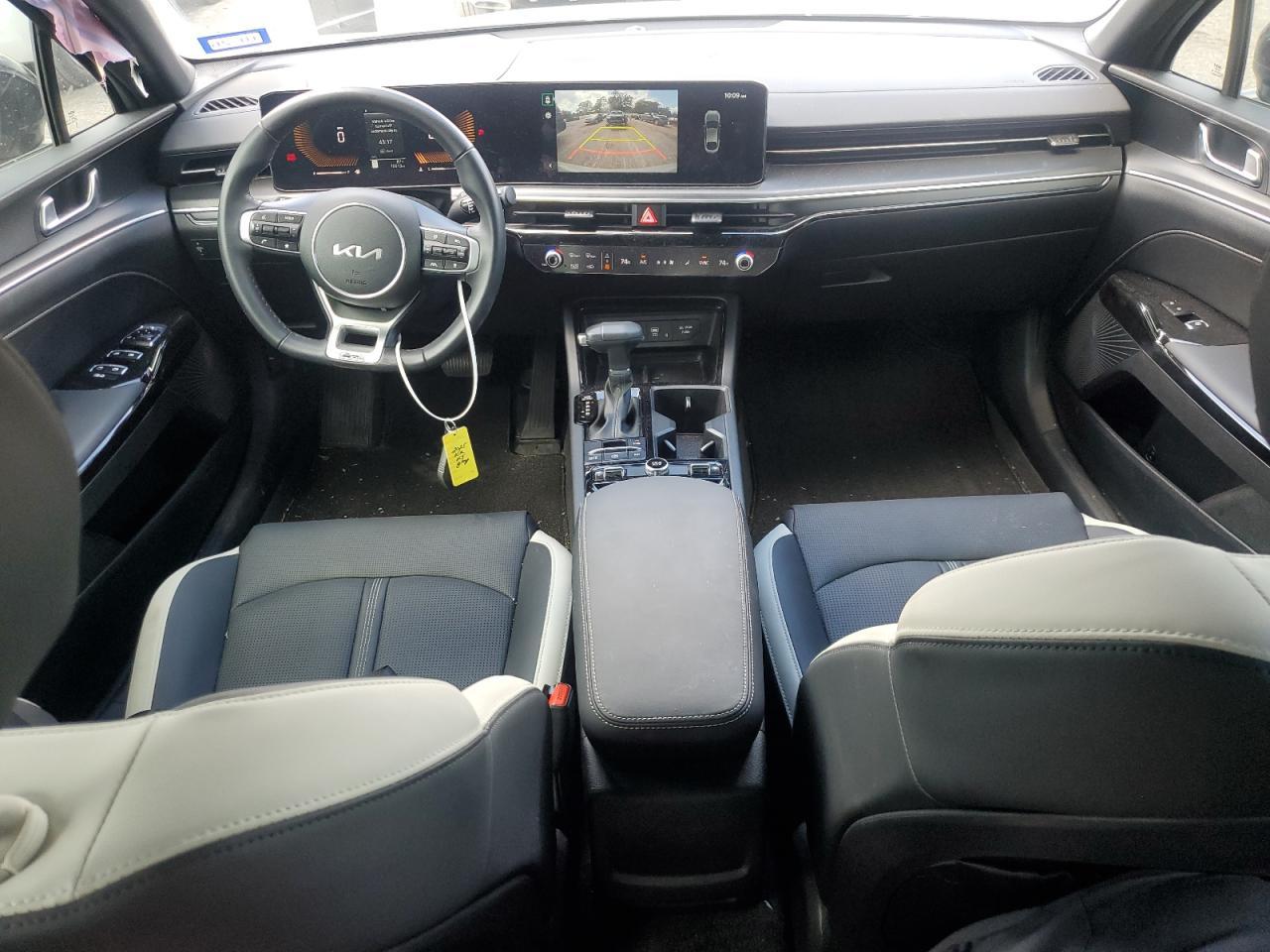 2025 KIA K5