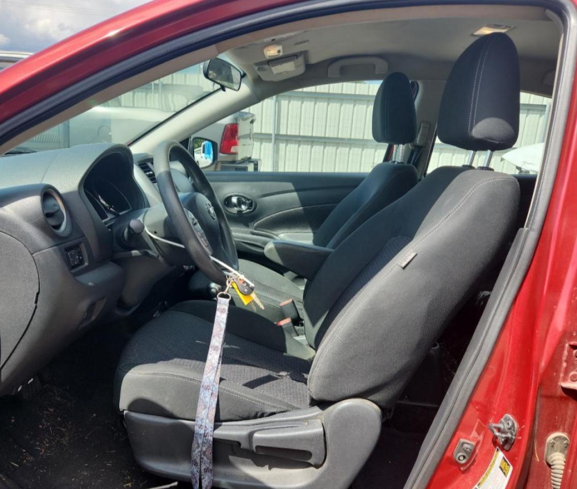 2017 NISSAN VERSA