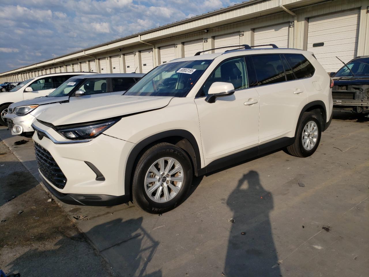 2024 TOYOTA HIGHLANDER