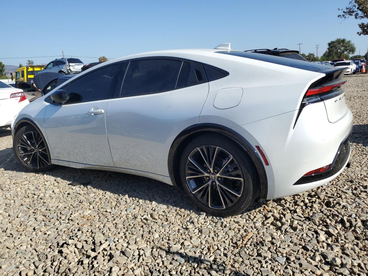 2025 TOYOTA PRIUS