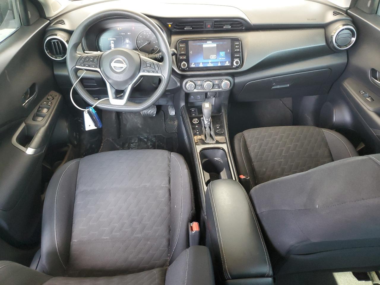 2023 NISSAN KICKS