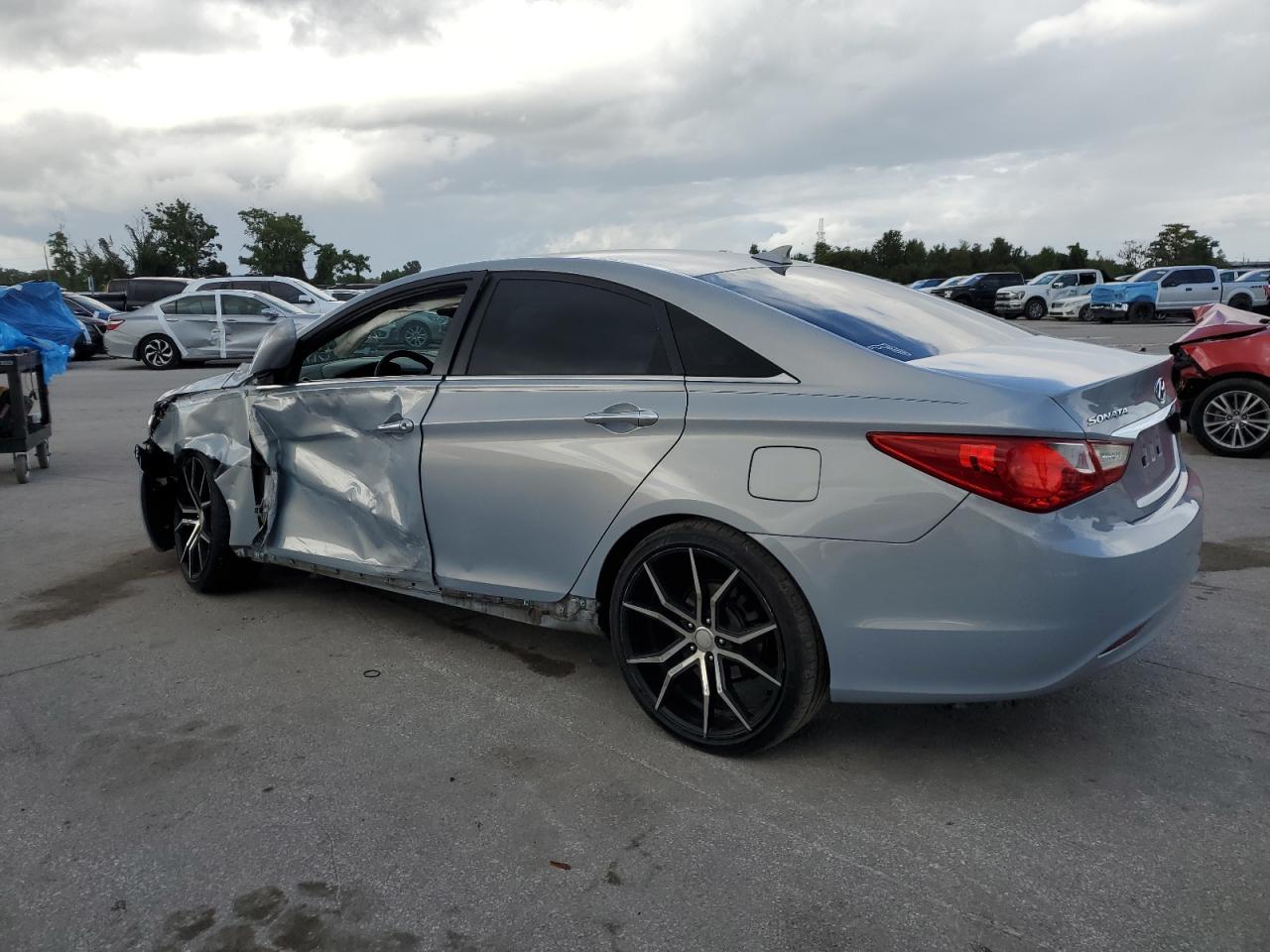 2013 HYUNDAI SONATA