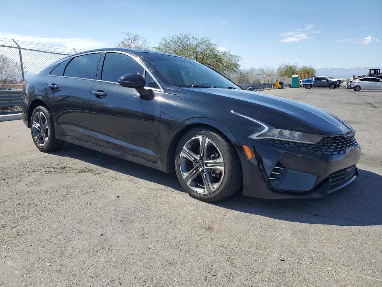 2022 KIA K5