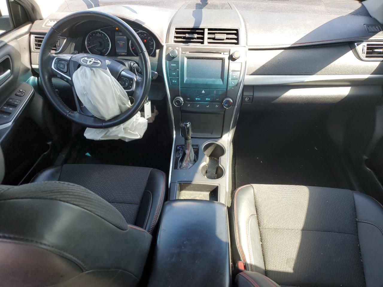2017 TOYOTA CAMRY