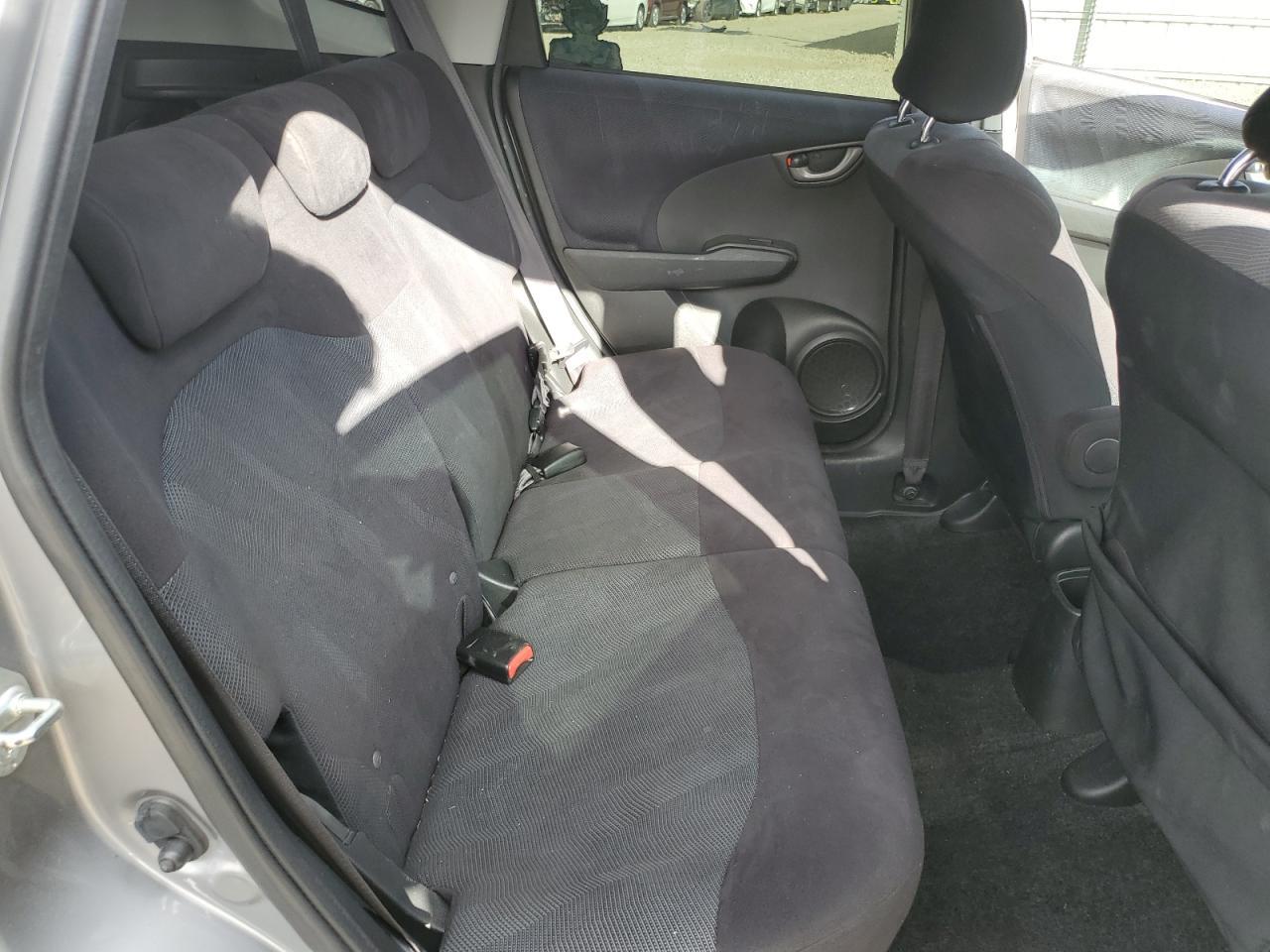 2010 HONDA FIT