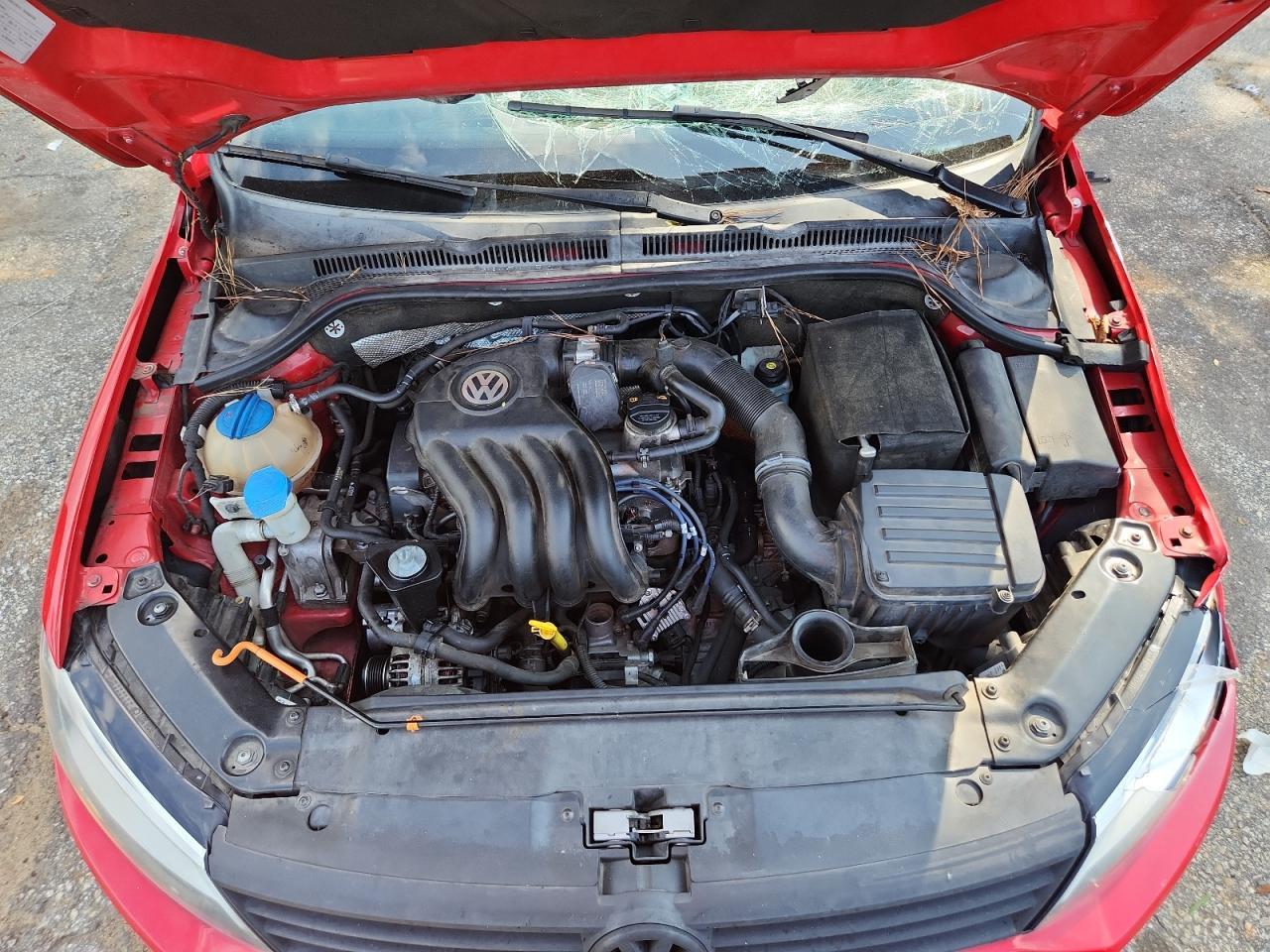 2013 VOLKSWAGEN JETTA