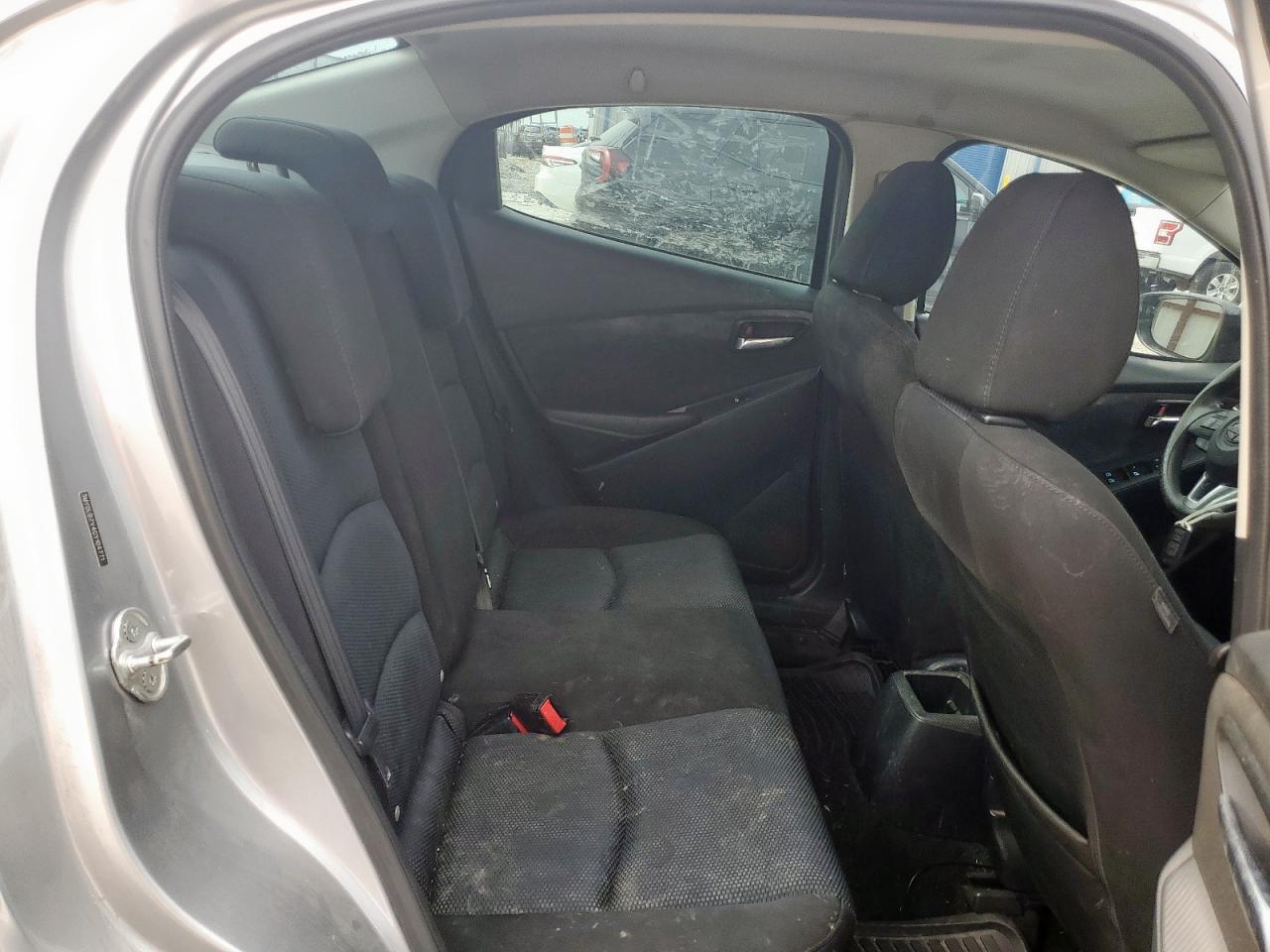 2016 TOYOTA SCION