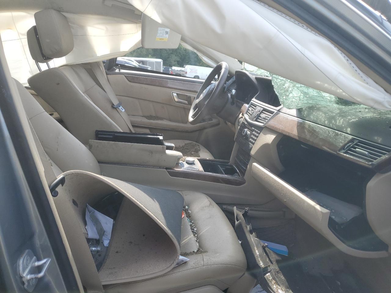 2012 MERCEDES-BENZ E-Class