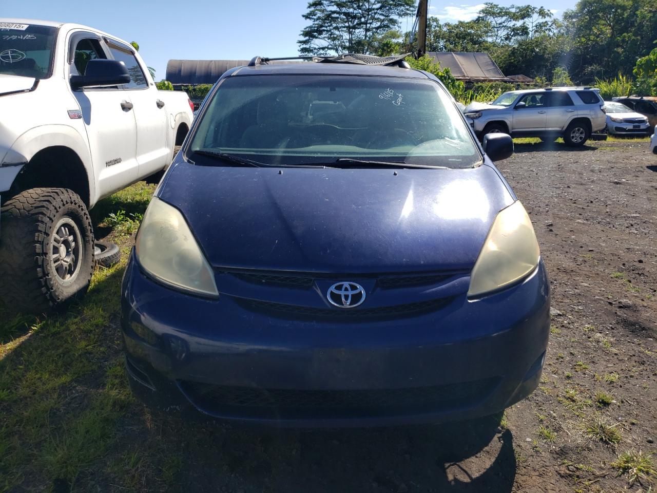 2006 TOYOTA SIENNA