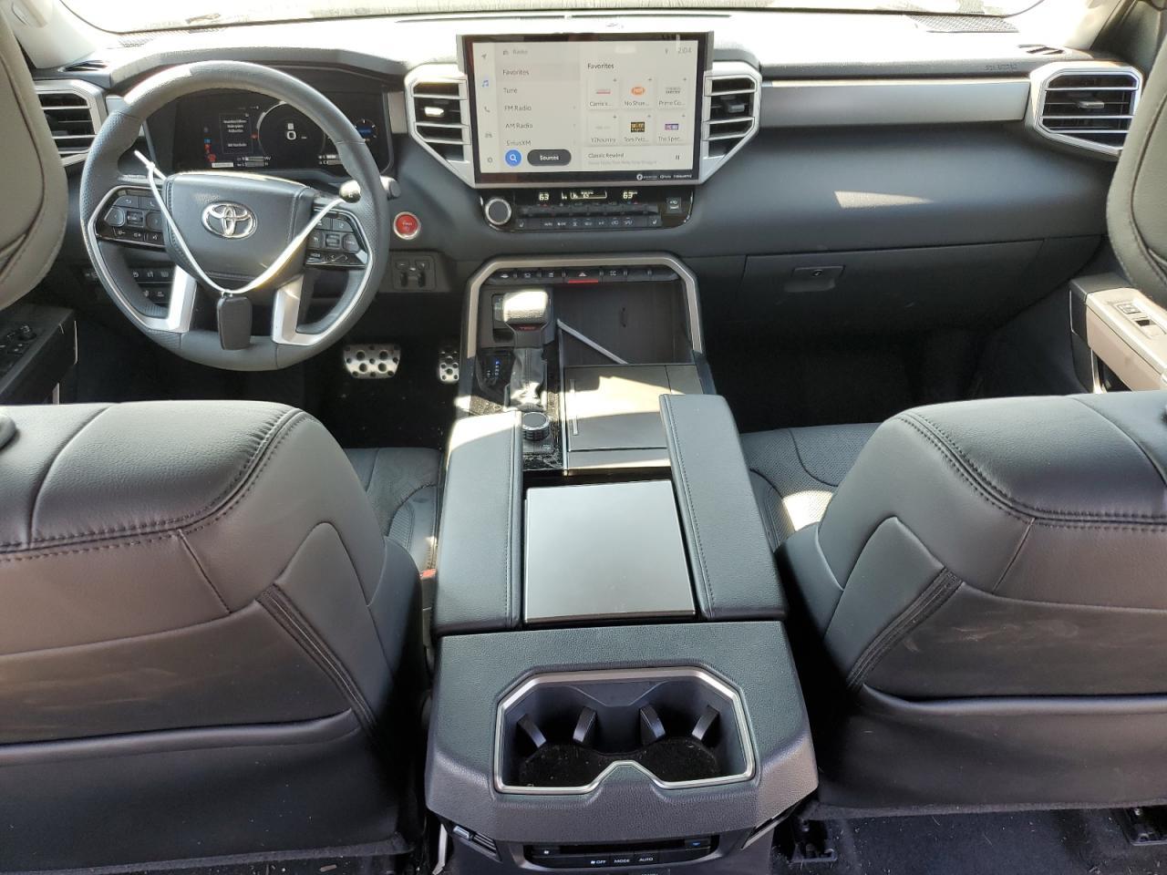2023 TOYOTA Sequoia