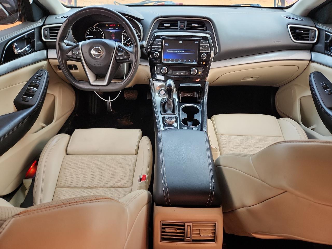 2017 NISSAN Maxima