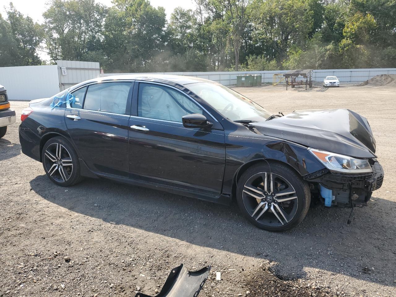 2017 HONDA ACCORD