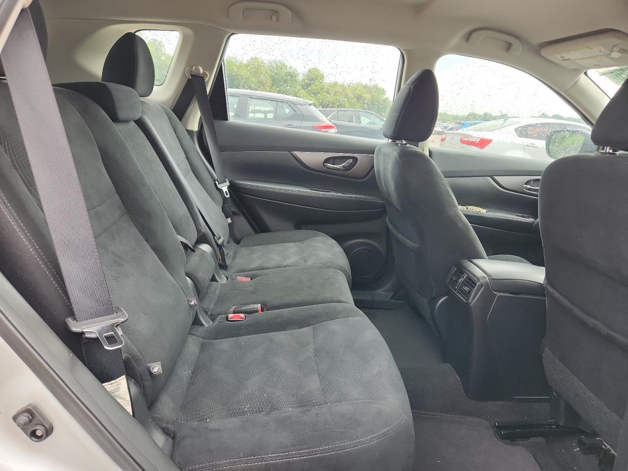 2016 NISSAN ROGUE