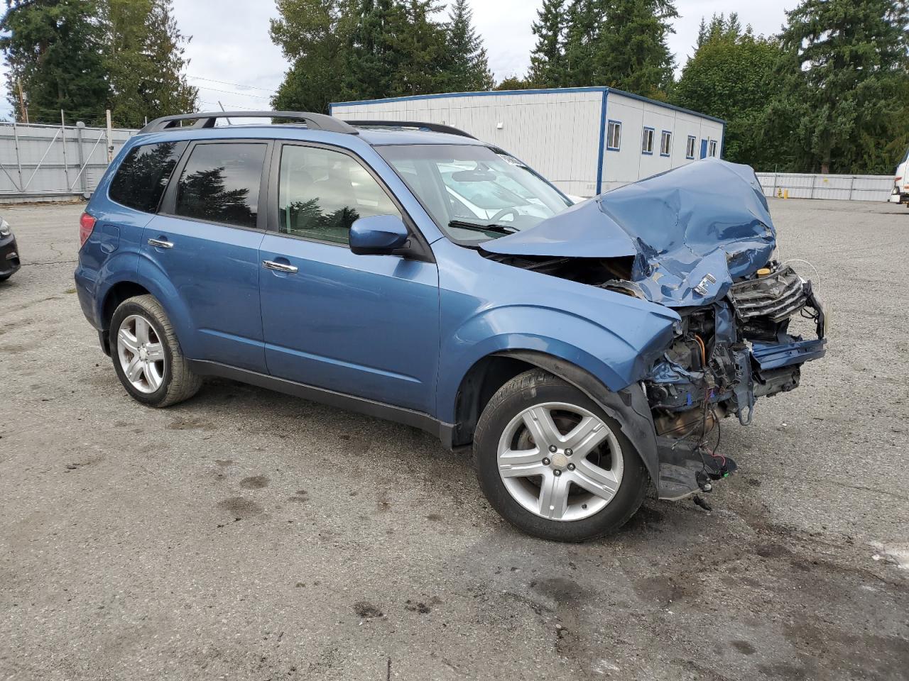 2010 SUBARU FORESTER