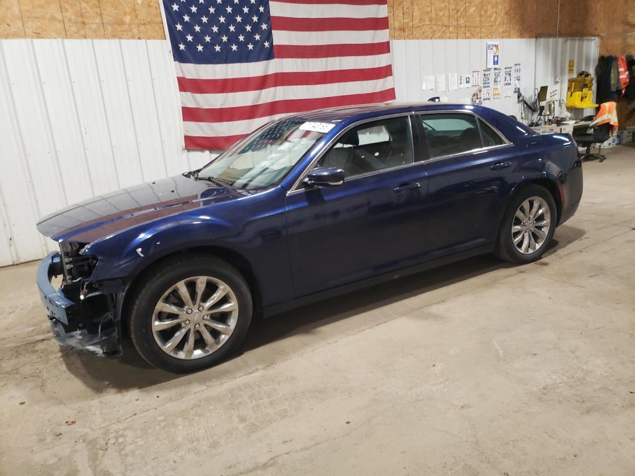 2017 CHRYSLER 300