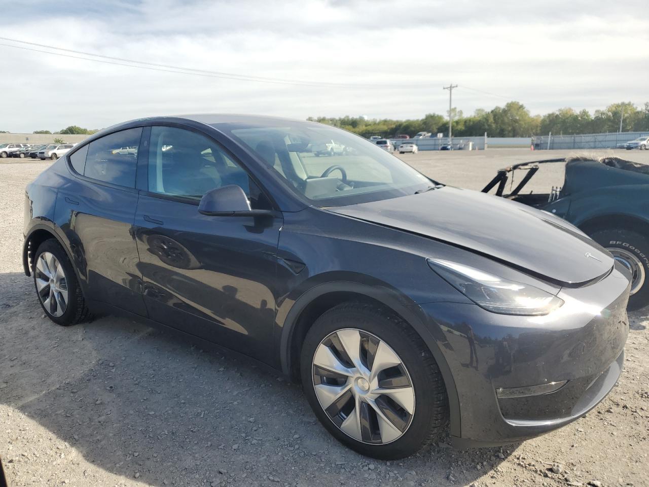 2024 TESLA MODEL Y