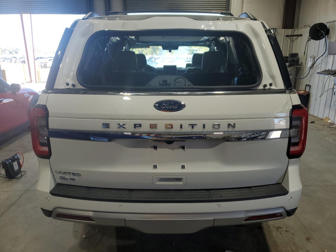 2024 FORD Expedition