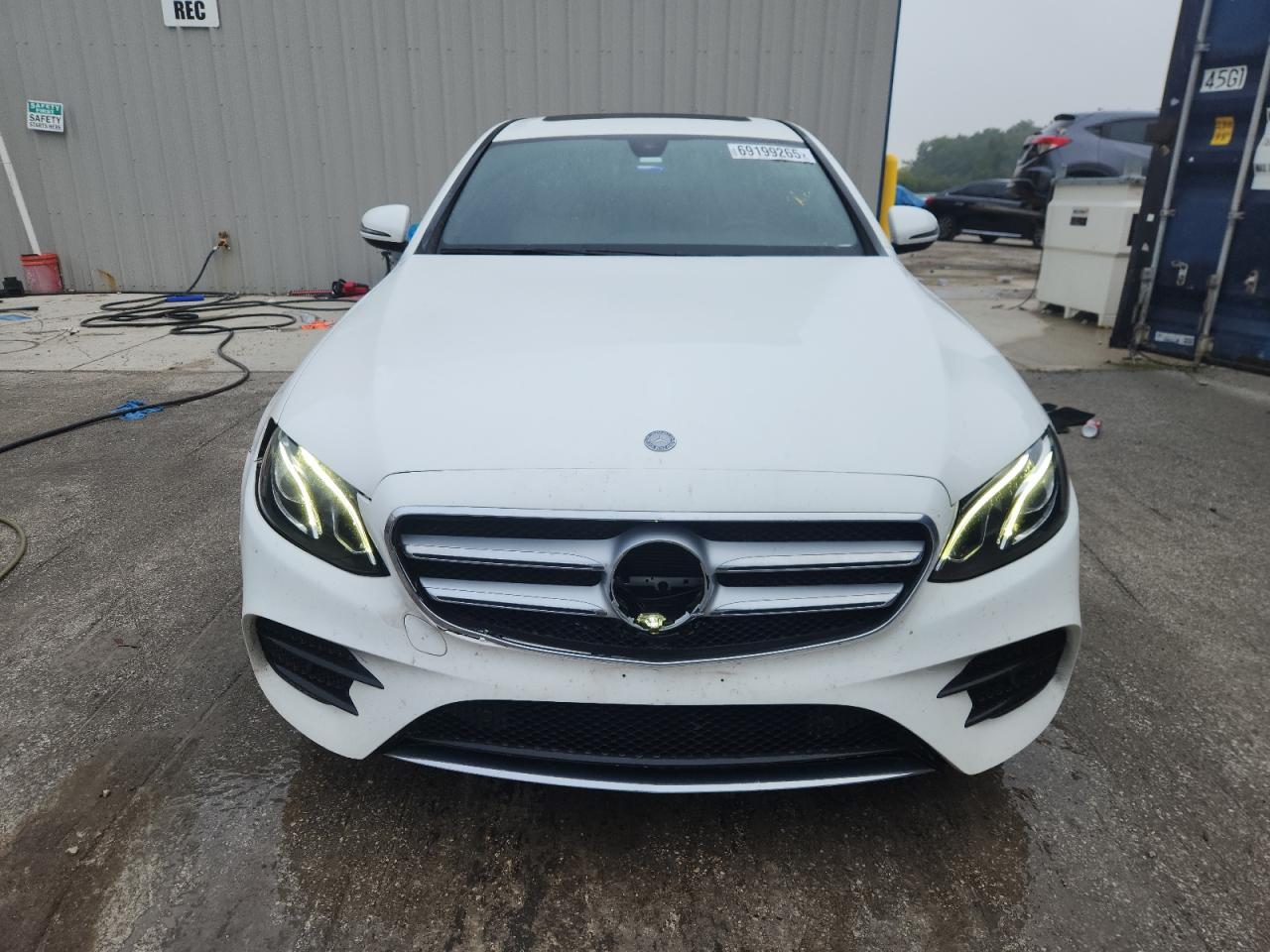 2017 MERCEDES-BENZ E-Class