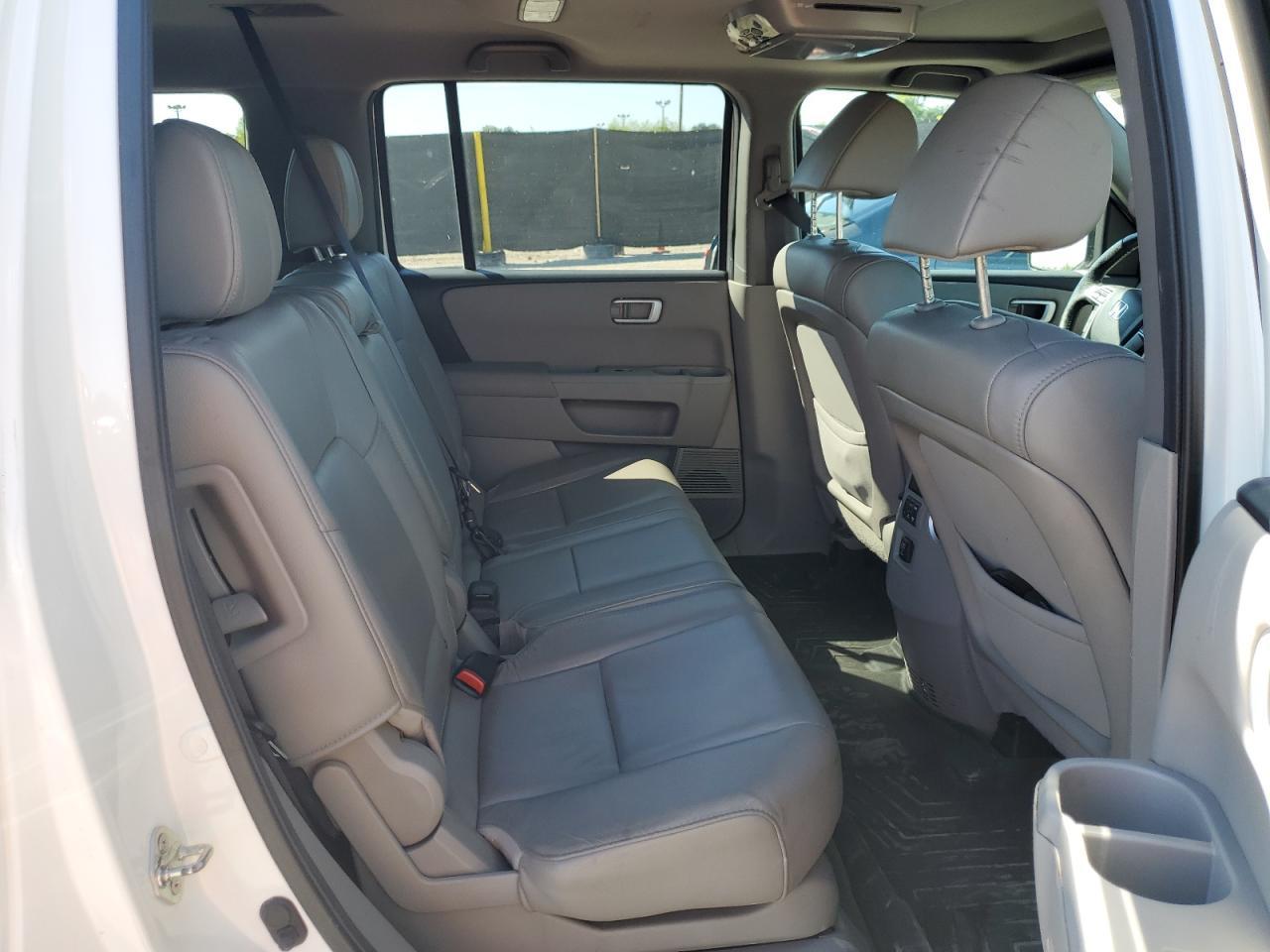 2014 HONDA PILOT