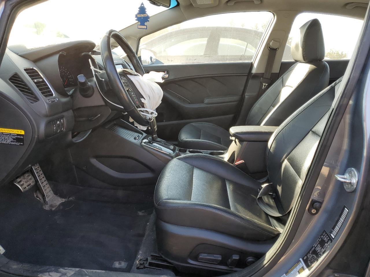 2017 KIA FORTE