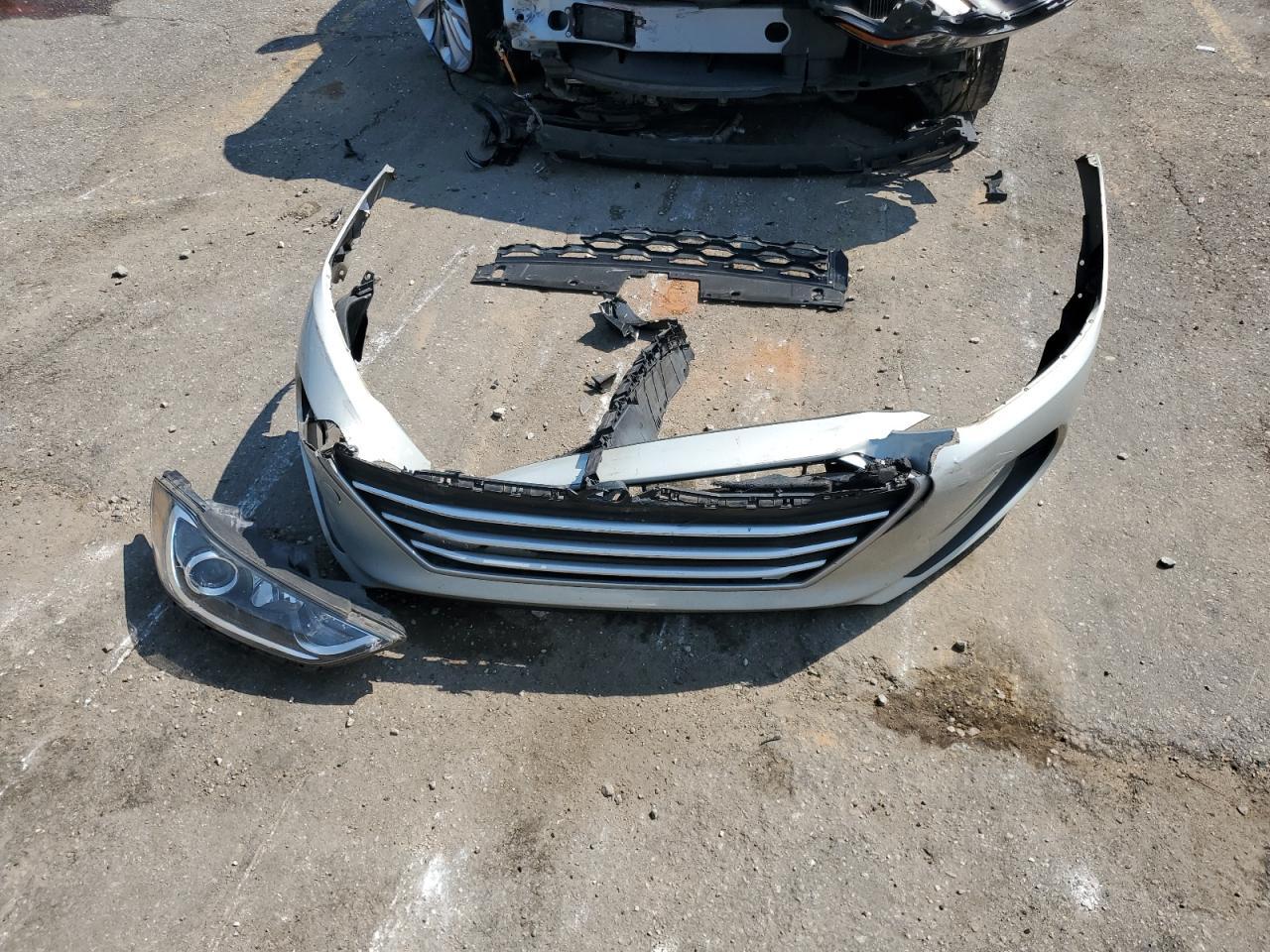 2017 HYUNDAI ELANTRA