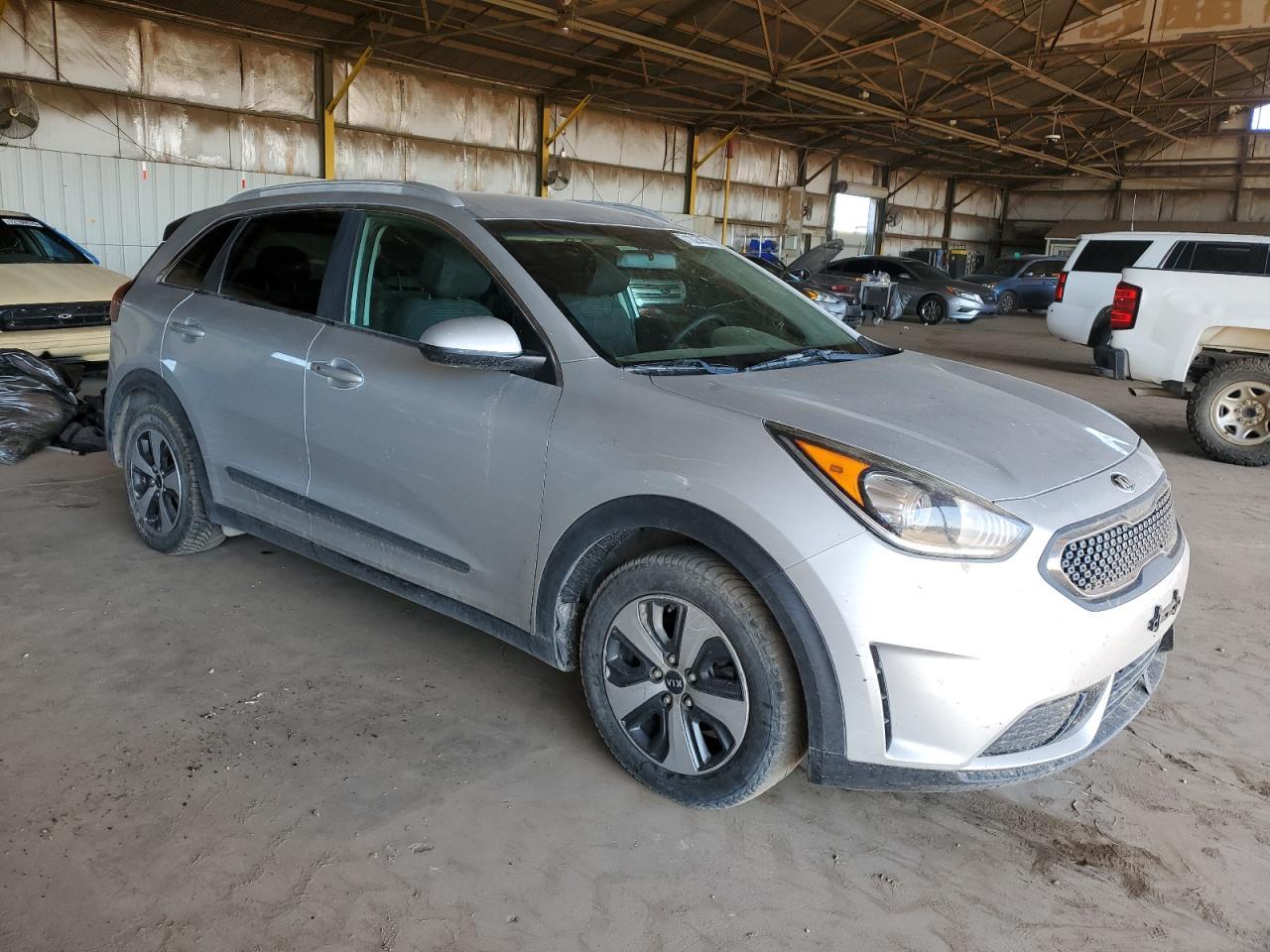 2017 KIA Niro