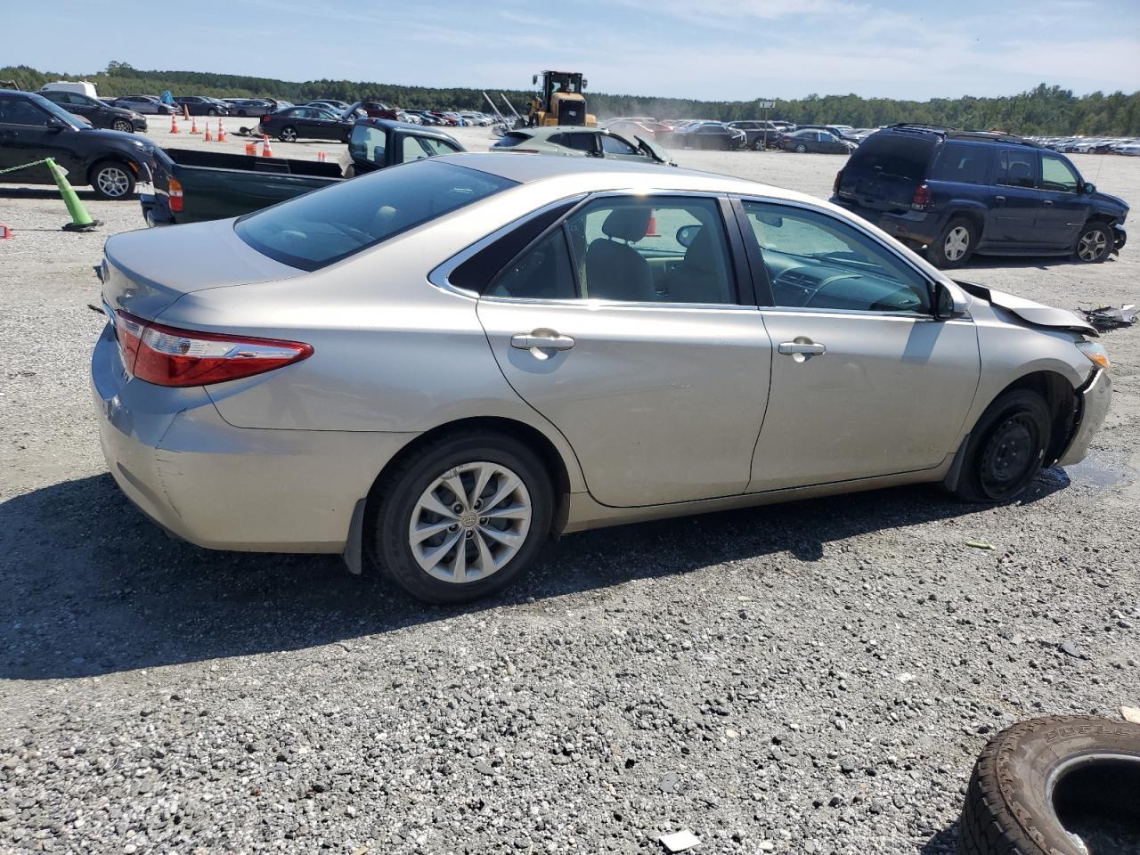 2016 TOYOTA CAMRY