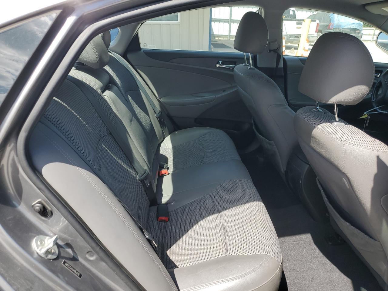 2012 HYUNDAI SONATA