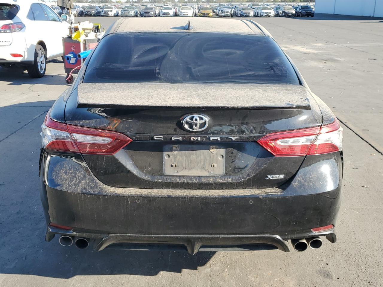 2018 TOYOTA CAMRY