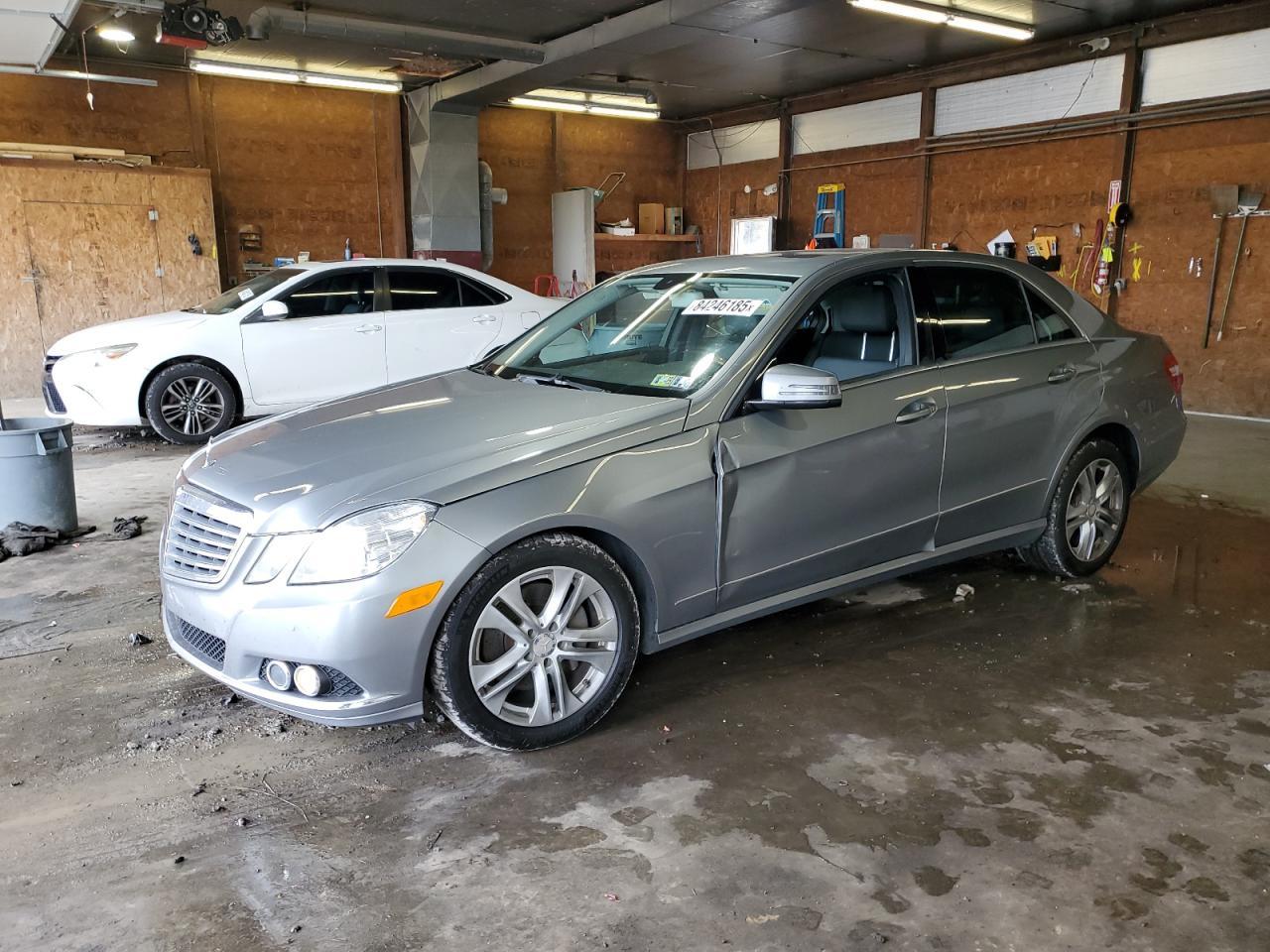 2011 MERCEDES-BENZ E-Class
