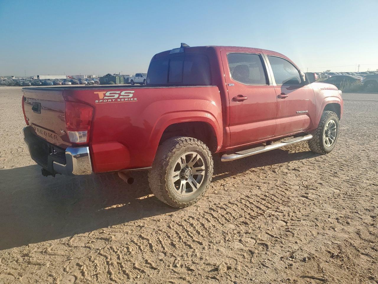 2016 TOYOTA TACOMA