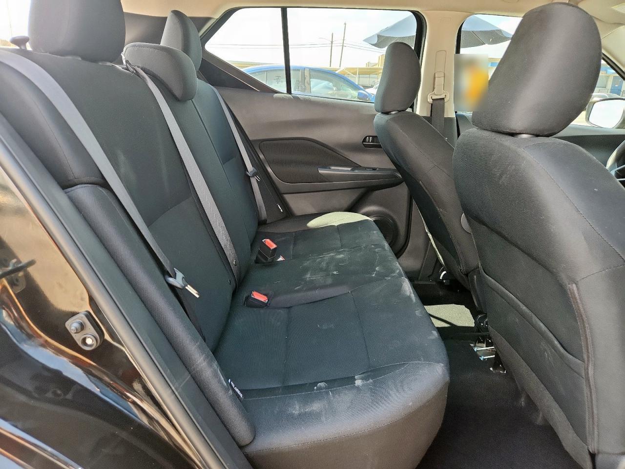 2024 NISSAN KICKS