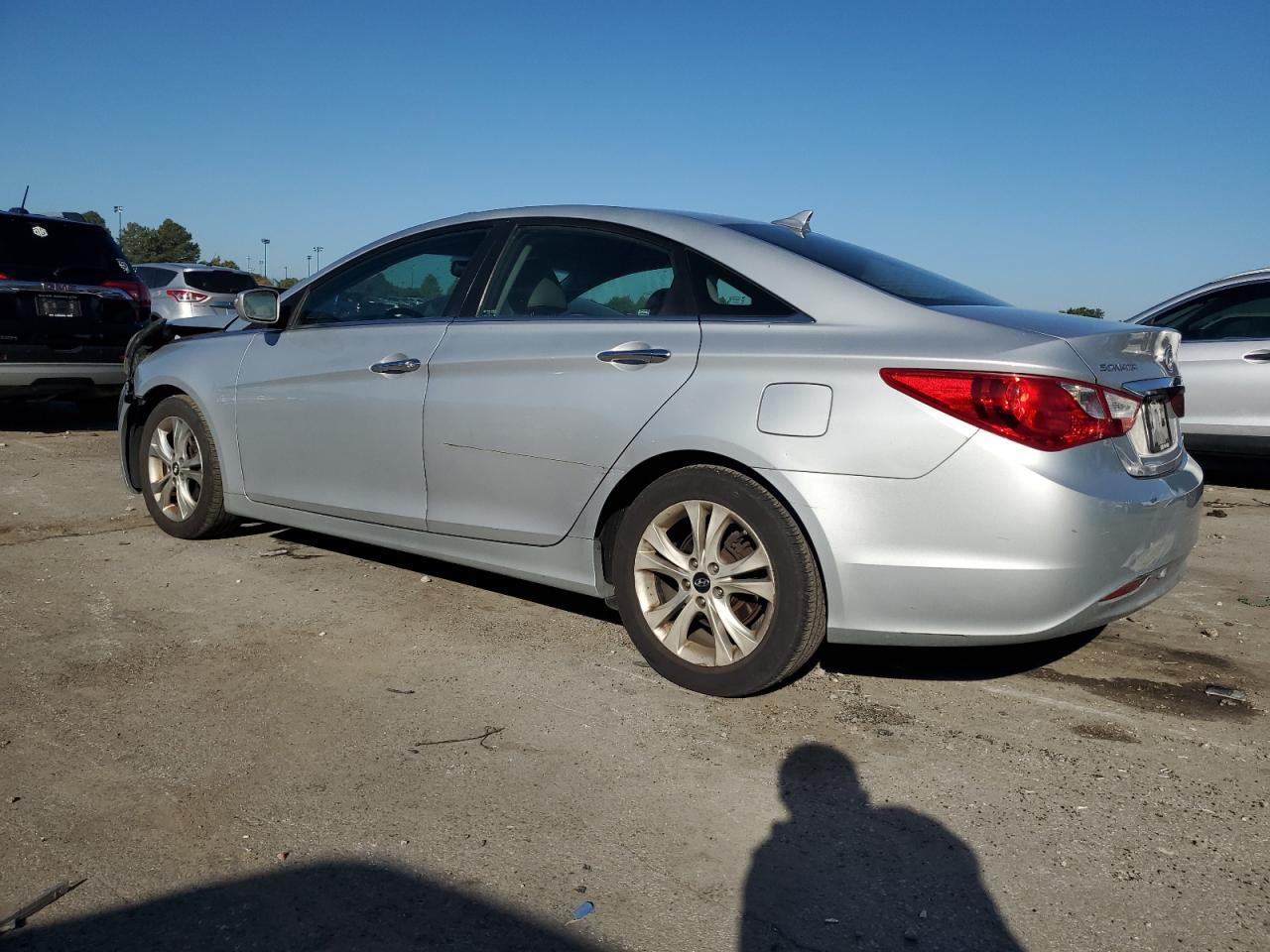 2011 HYUNDAI SONATA