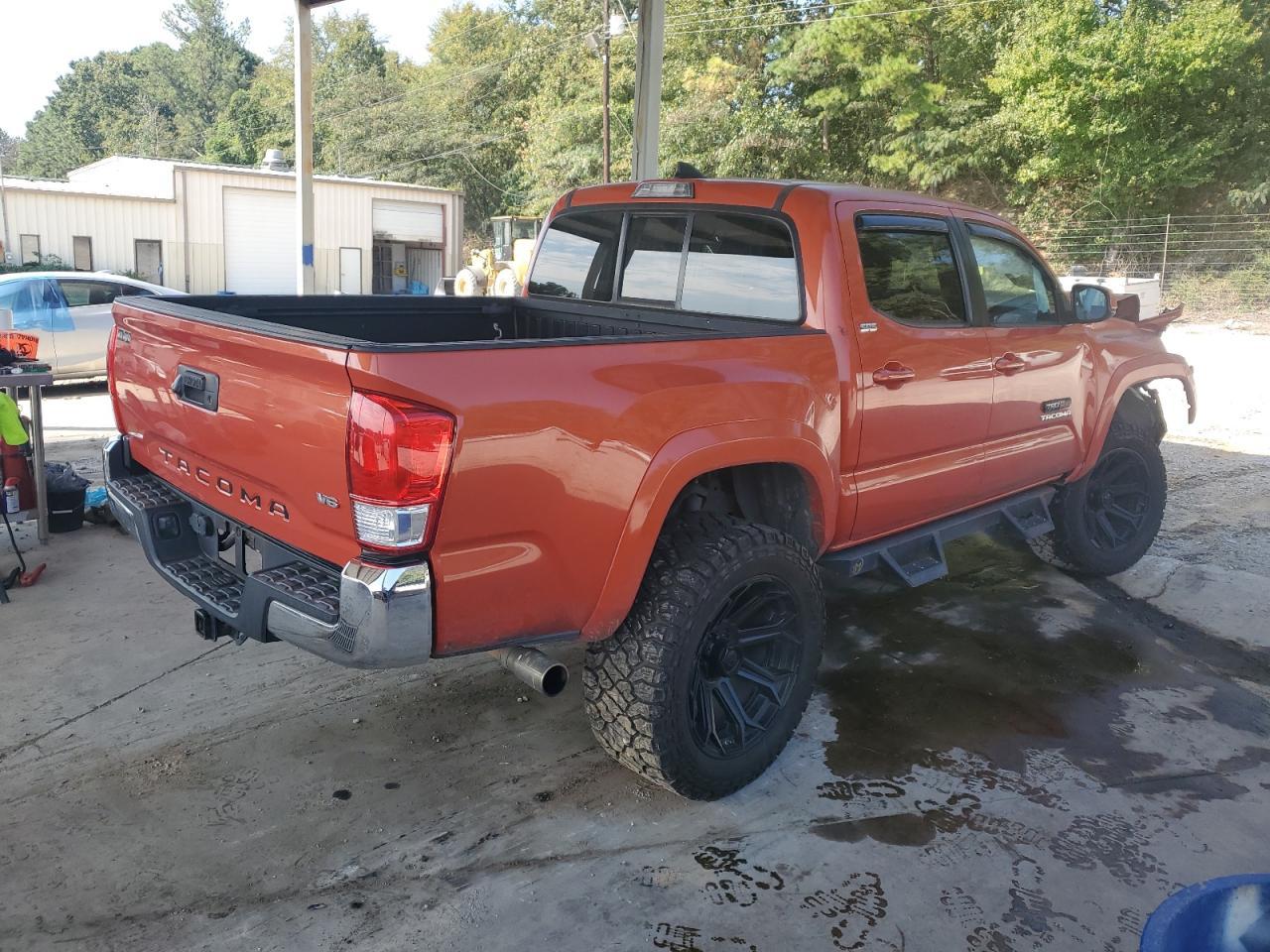 2016 TOYOTA TACOMA