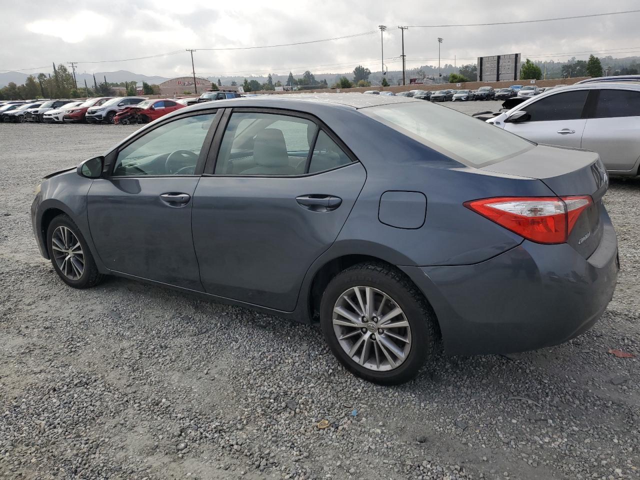 2015 TOYOTA COROLLA