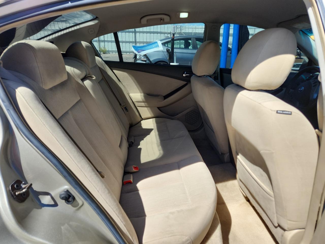 2010 NISSAN ALTIMA