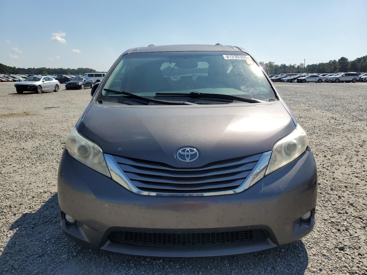 2015 TOYOTA SIENNA