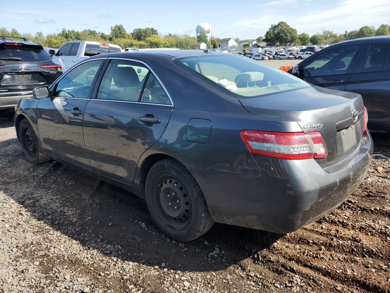 2010 TOYOTA CAMRY