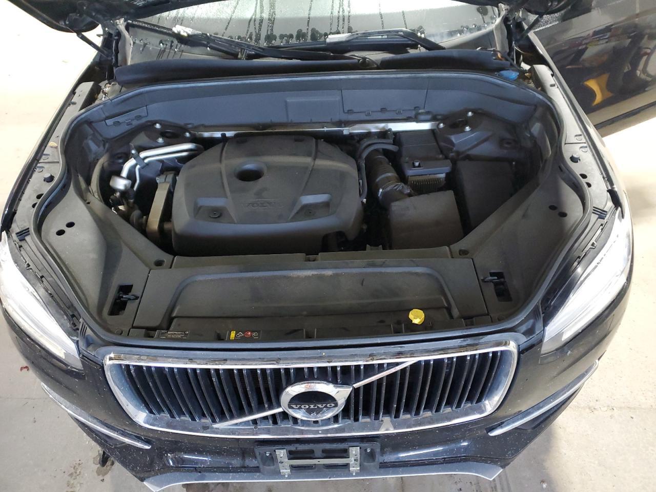 2018 VOLVO XC90