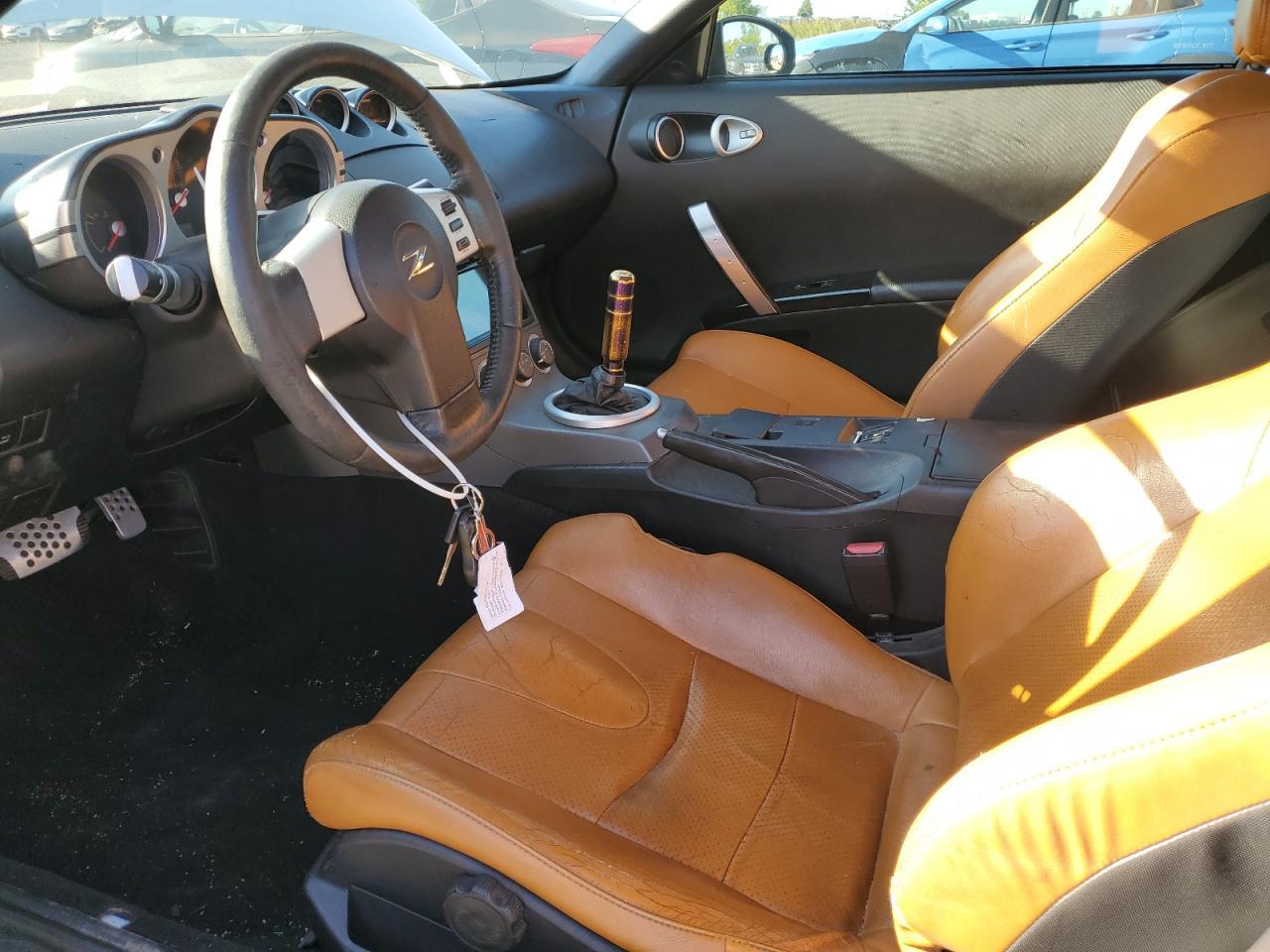 2003 NISSAN Z