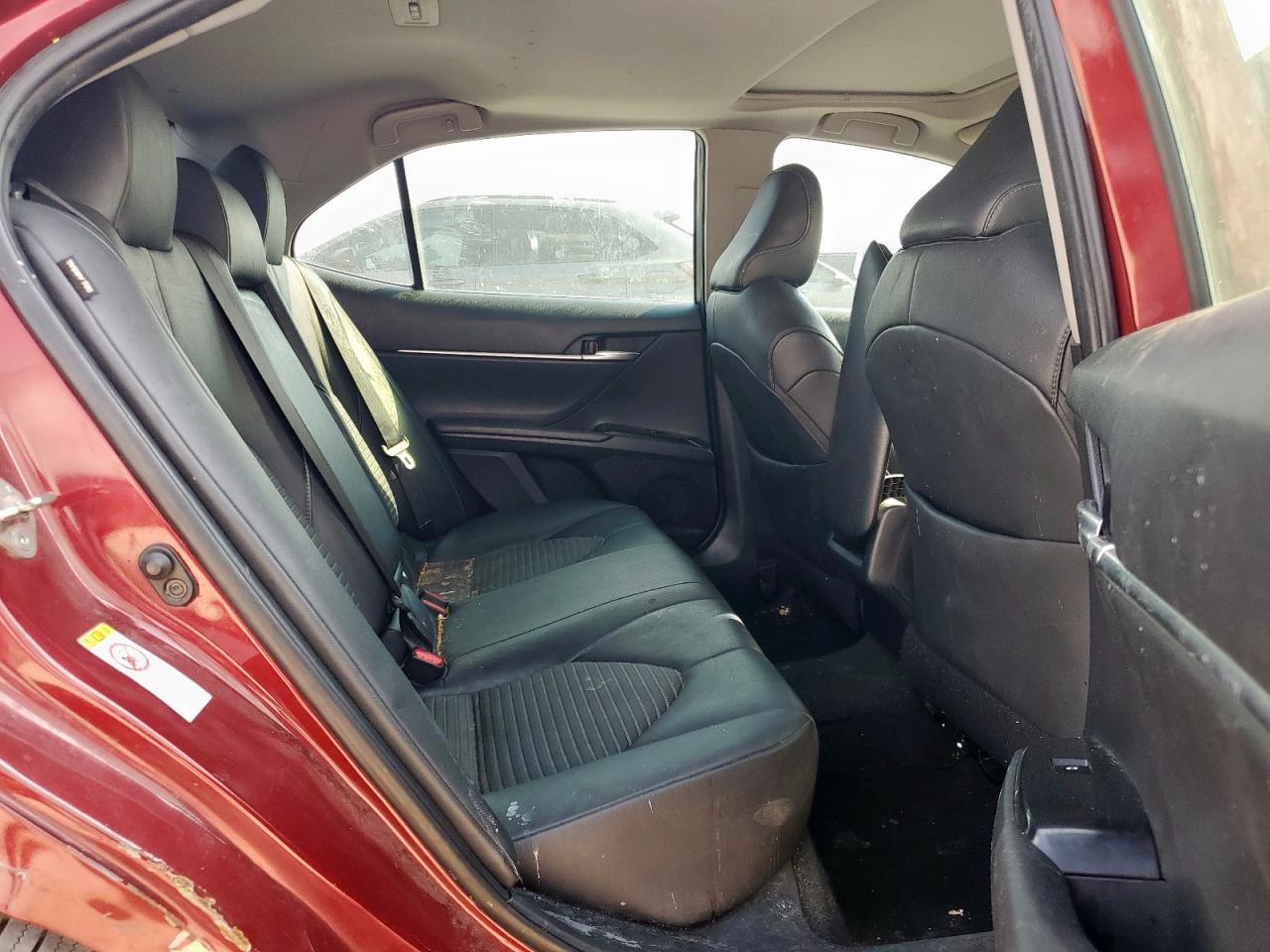2018 TOYOTA CAMRY