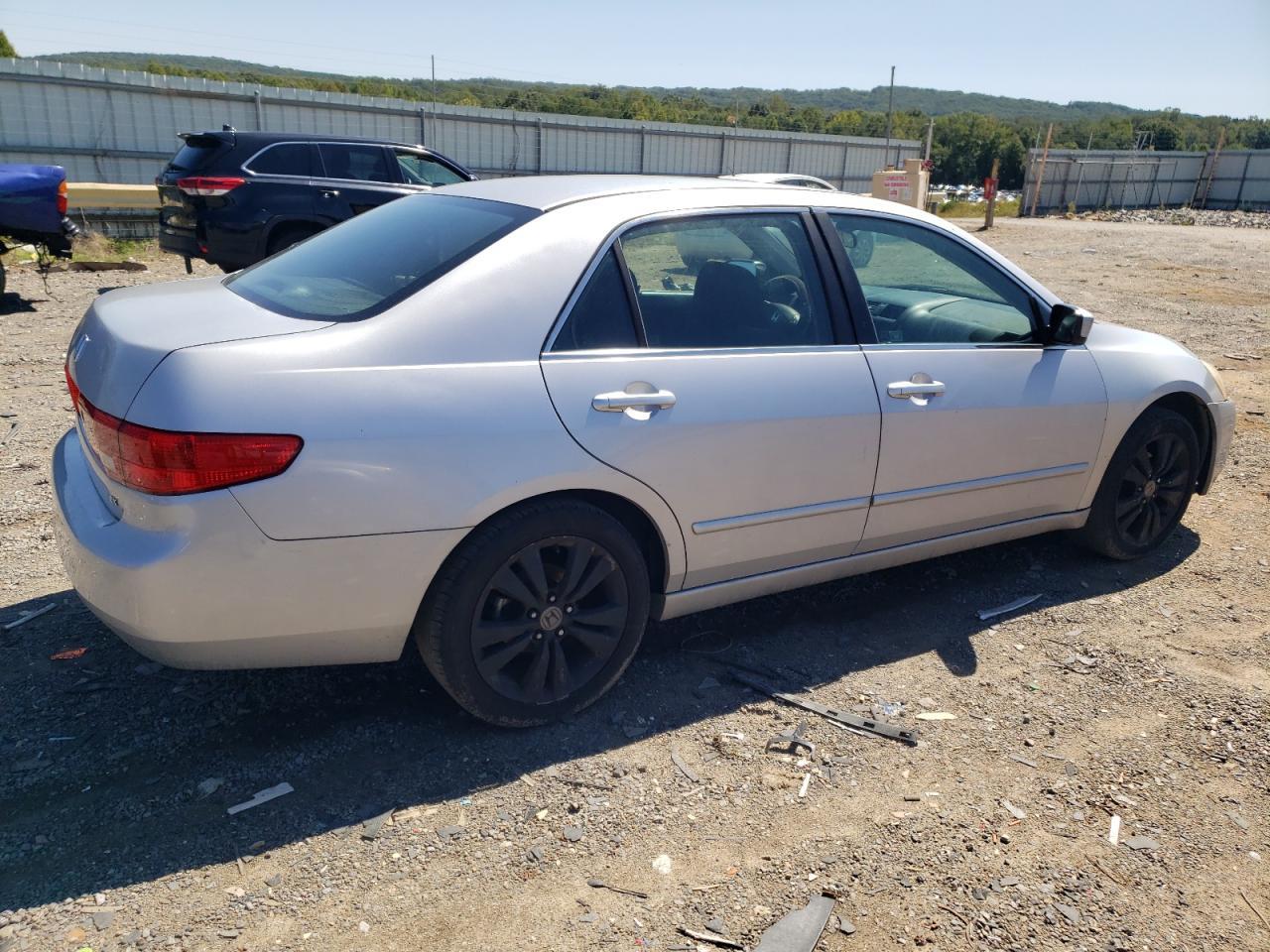 2005 HONDA ACCORD